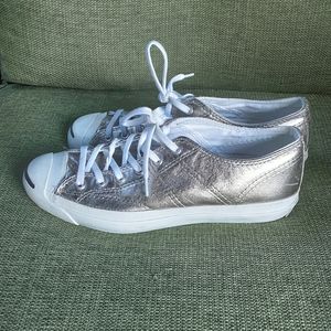 Converse Jack Purcell leather sneaker.